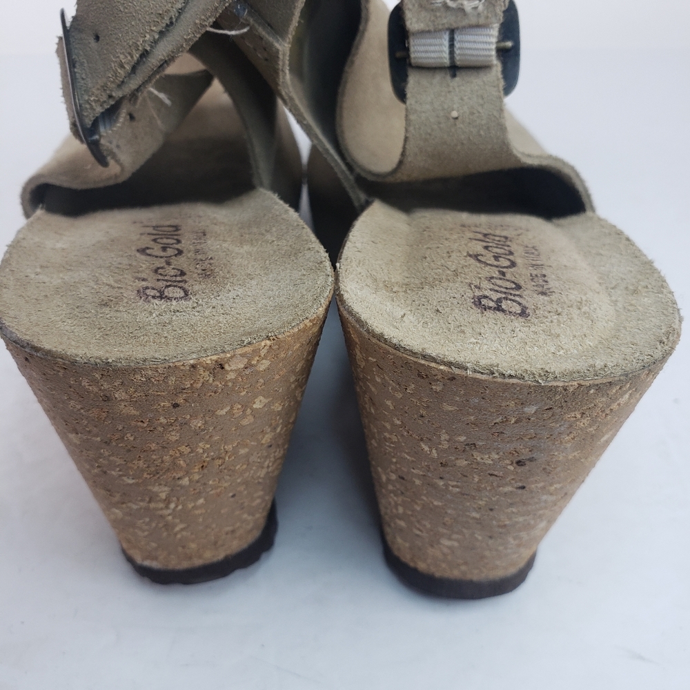 Bio-Gold Wedge Sandals Taupe Leather Ankle Strap Peep Toe - Picture 11 of 11